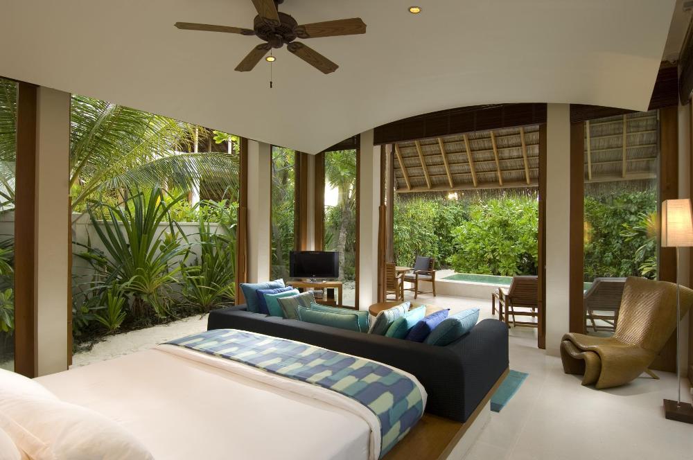 content/hotel/Conrad Rangali Island/Accommodation/Deluxe Beach Villa/ConradRangali-Acc-DeluxeBeachVilla-02.jpg